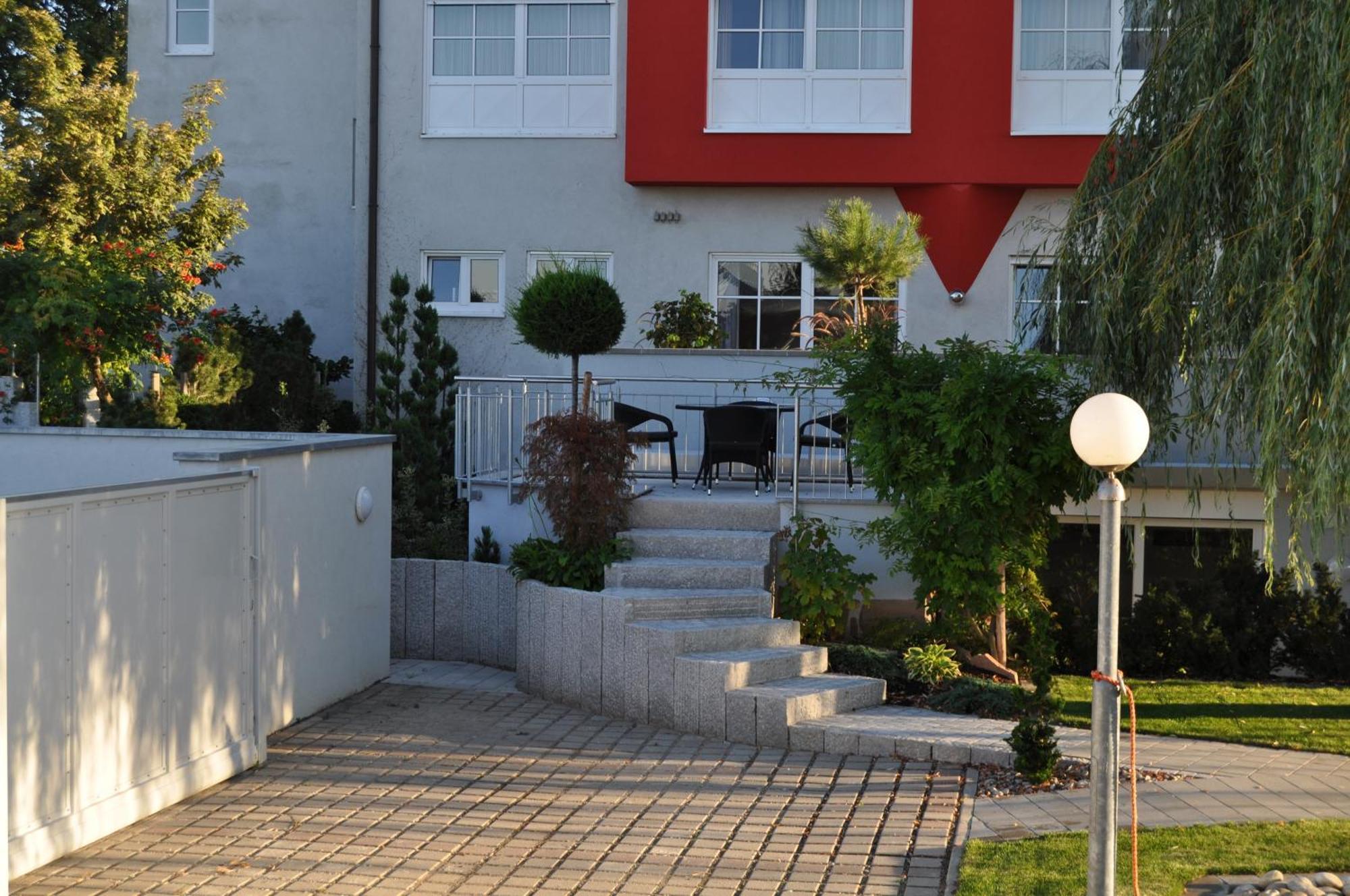 Kirchers Park & Wellnesshotel Kaiserstuhl Garni Endingen am Kaiserstuhl Eksteriør billede