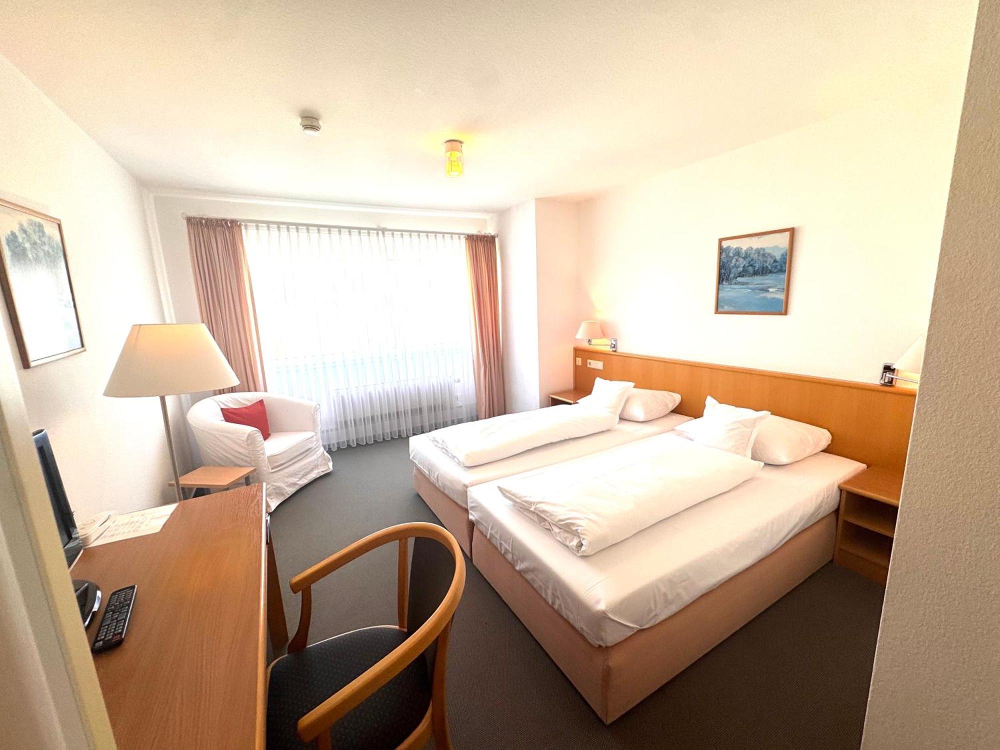 Kirchers Park & Wellnesshotel Kaiserstuhl Garni Endingen am Kaiserstuhl Eksteriør billede